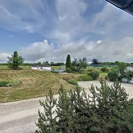Le Duplex A Cote Du Circuit ! Апартаменты