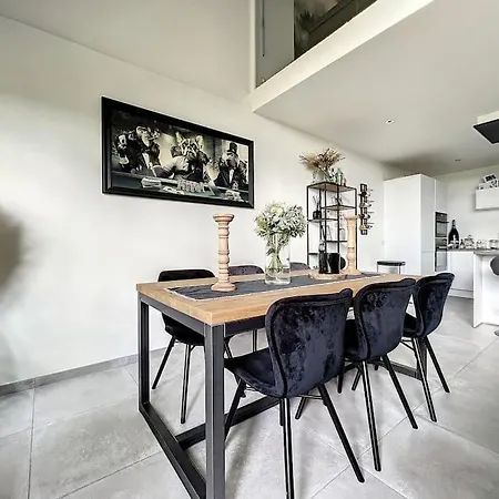 Апартаменты Le Duplex A Cote Du Circuit ! *